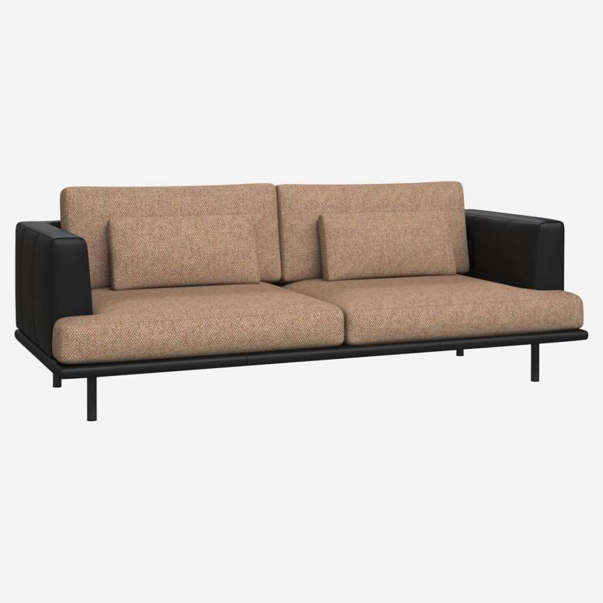 3-Sitzer Sofa aus Bellagio-Stoff - Orange mit Basis und Armlehnen aus schwarzem Leder