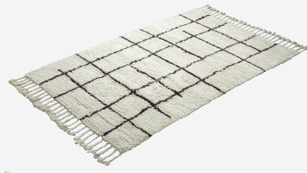 Wool rug 170 x 240 