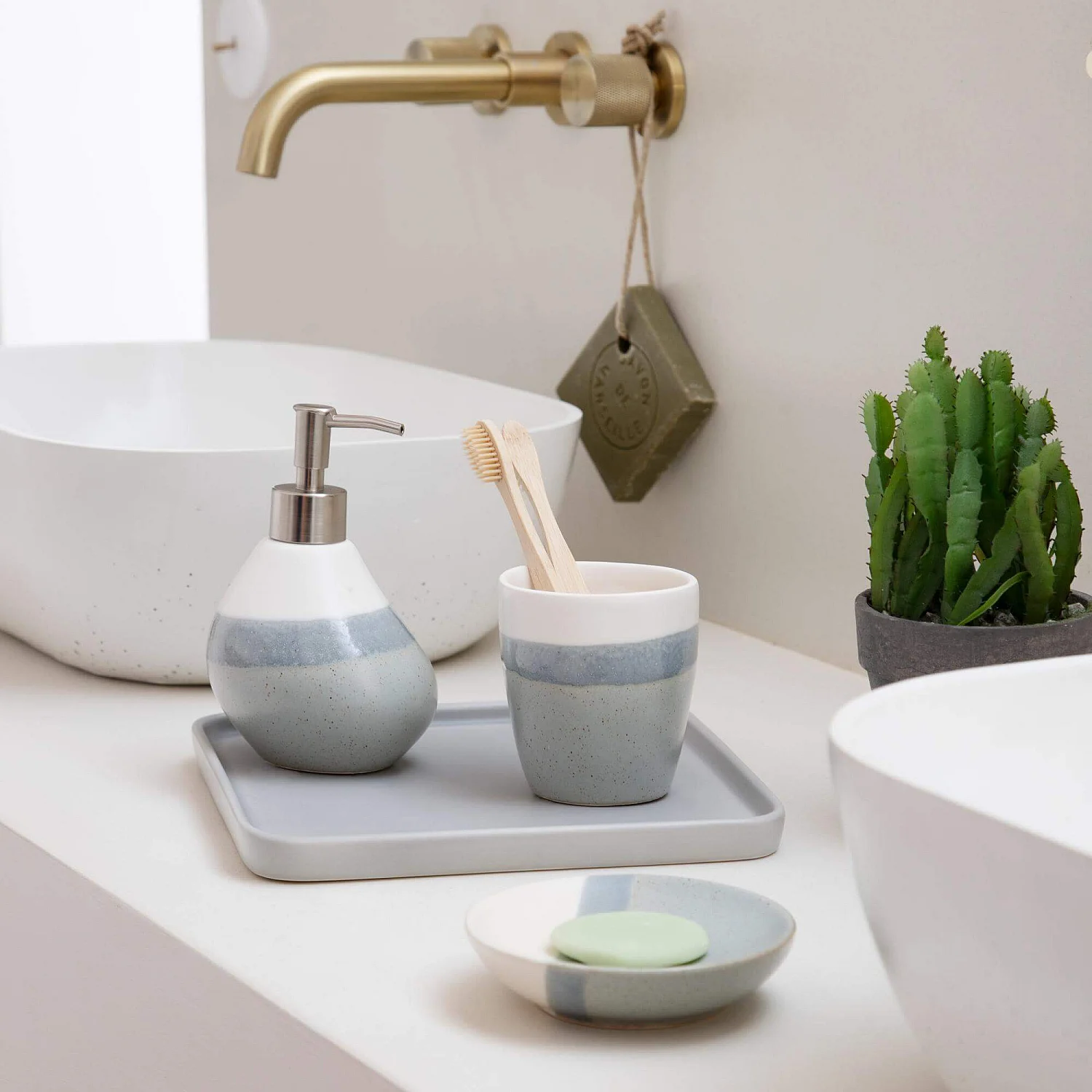 Plateau carré en faïence - Gris - 1