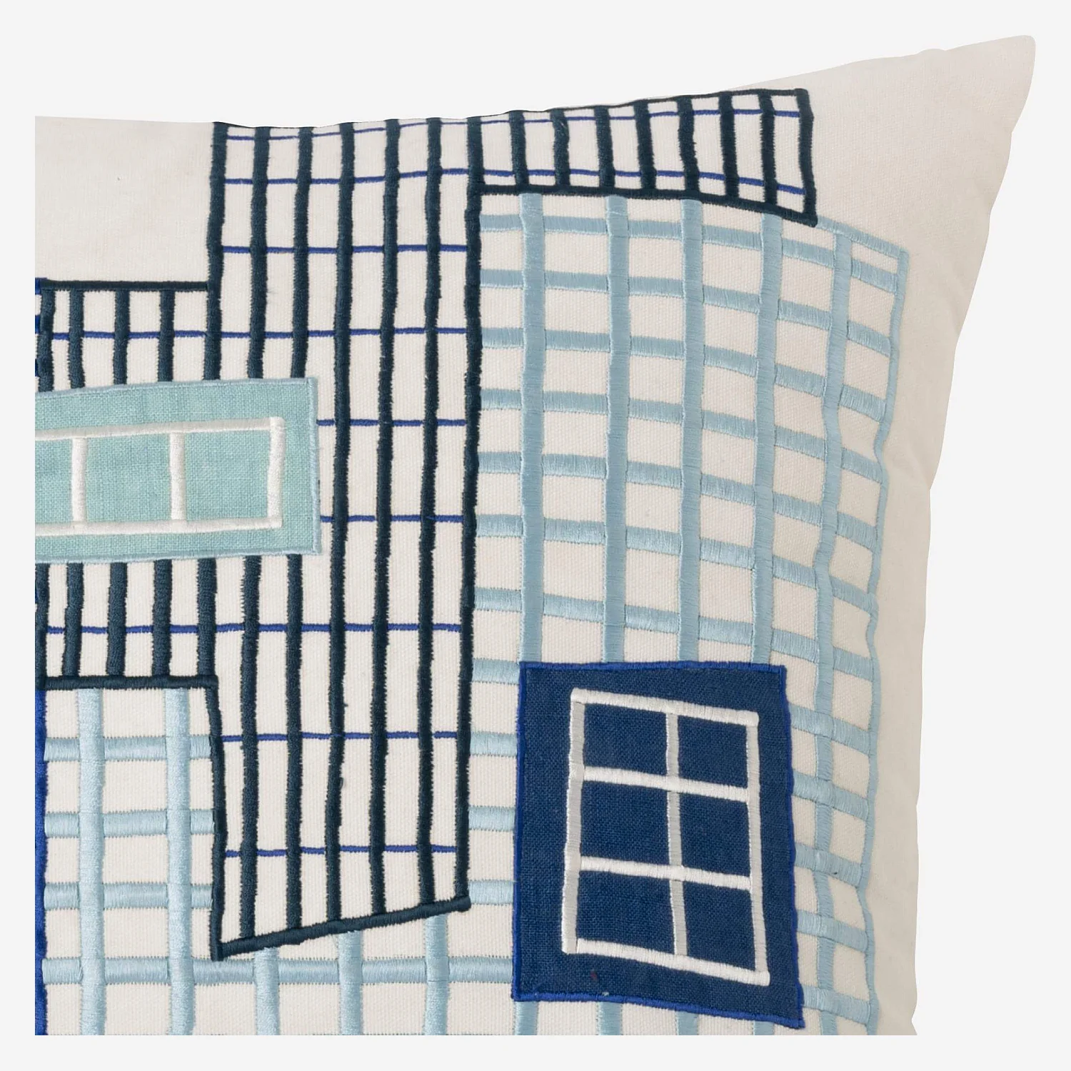 Coussin brodé en coton - 45 x 45 cm - Bleu - Design by Floriane Jacques - 2