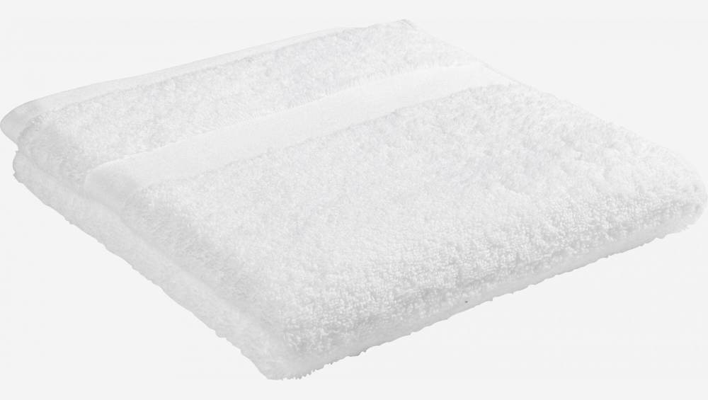 White coton bath towel