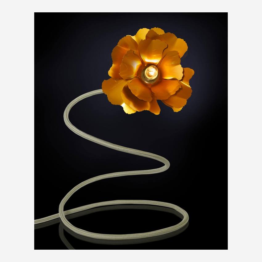 Fleur lumineuse en métal doré, diamètre 10cm