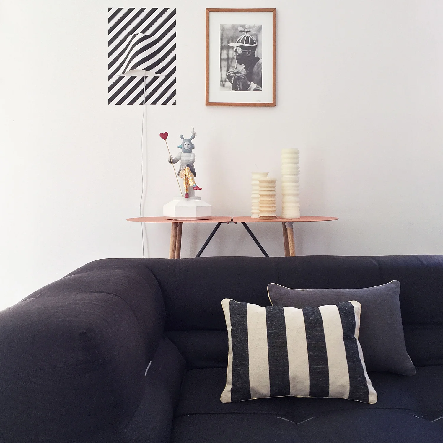 Kissen aus Leinen - Schwarz und Beige - Design by Serge Bensimon für Designerbox - 1