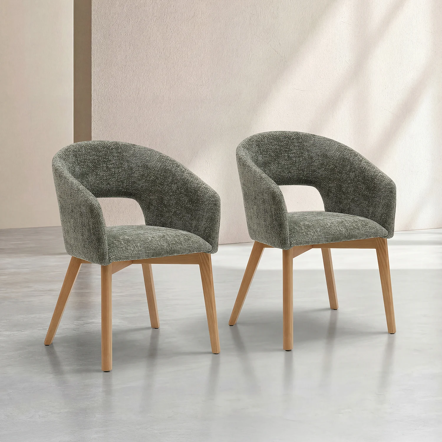 Stuhl 2er-Set - Chenille-Stoff und Massivholz - mit Armlehnen - Grün und Eiche - 1