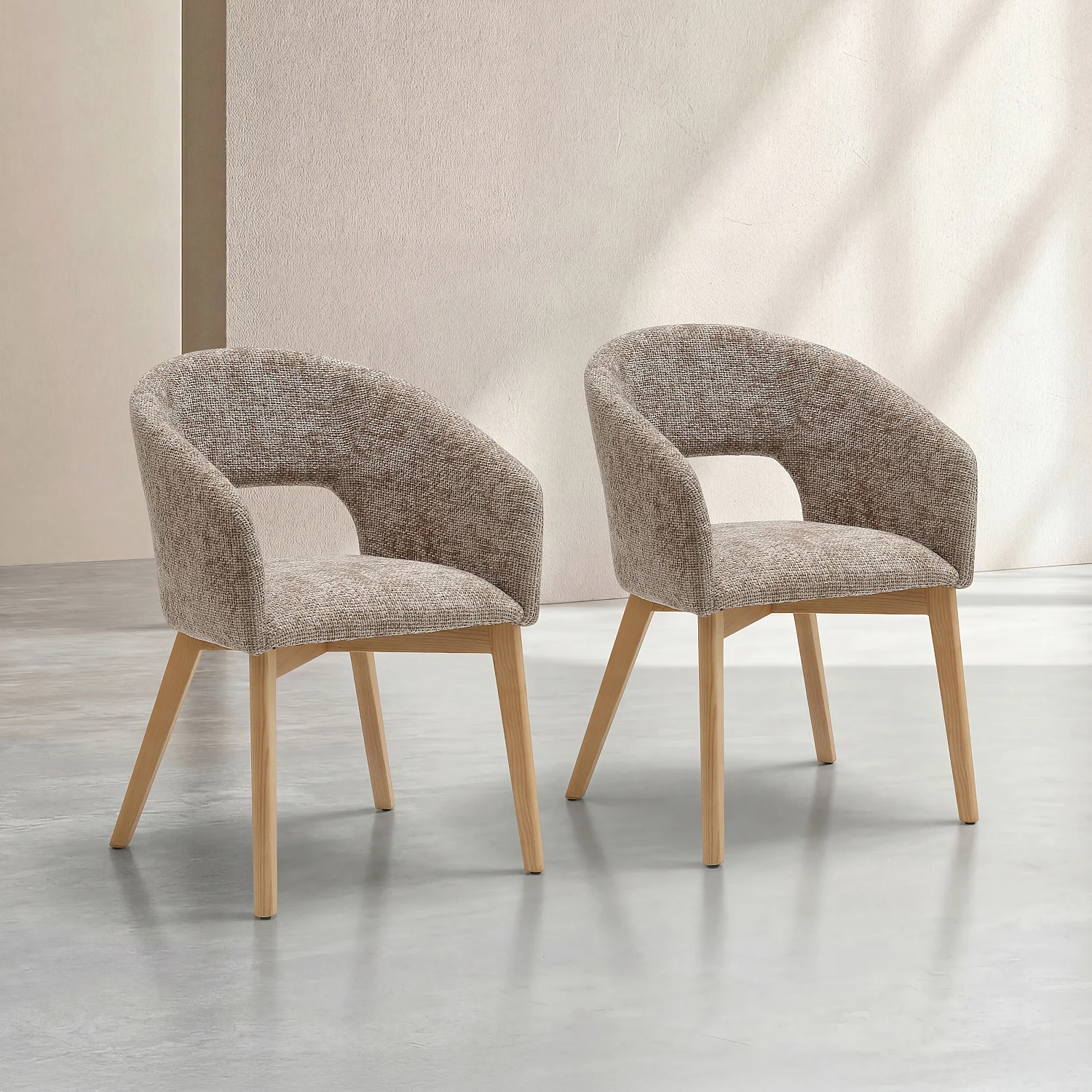 Stuhl 2er-Set - Chenille-Stoff und Massivholz - mit Armlehnen - Beige und Eiche - 1