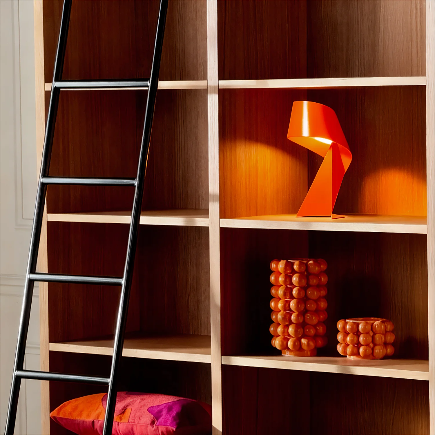 Limited Edition - Tafellamp van metaal - Oranje Tangerine - 35 cm - Design by Claire Norcross - 11