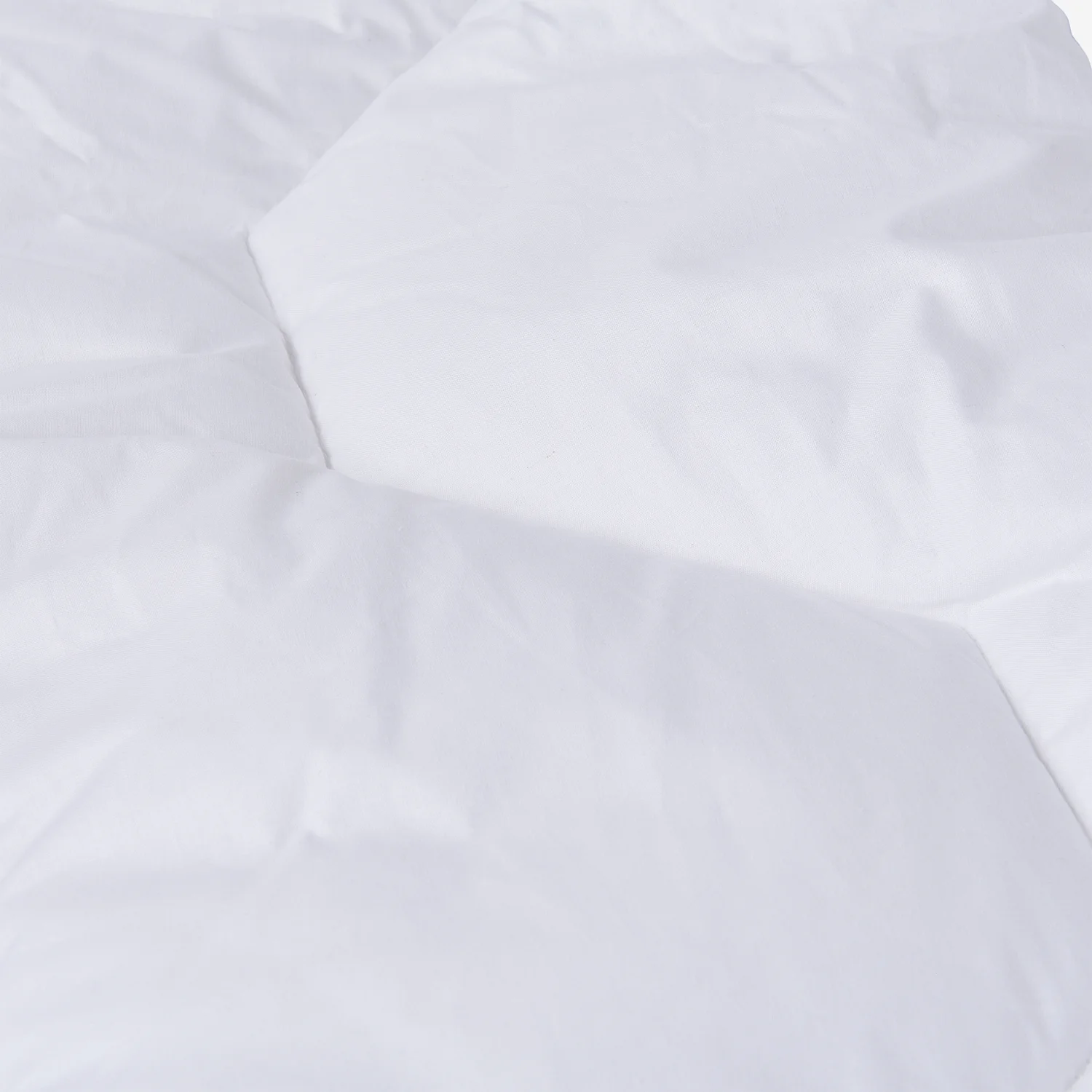 Couette tempérée en synthétique - 300 g/m² - 260 x 240 cm - 4