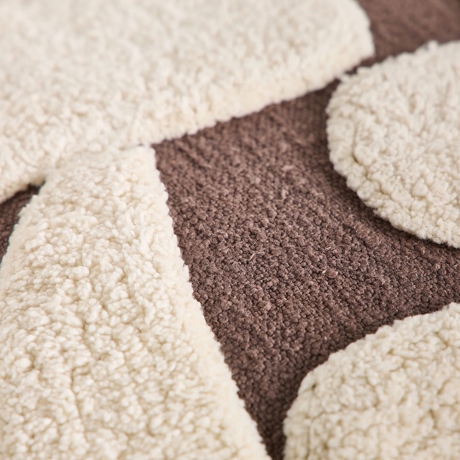 Coussin tufté en coton - 45 x 45 cm - Brun - 4