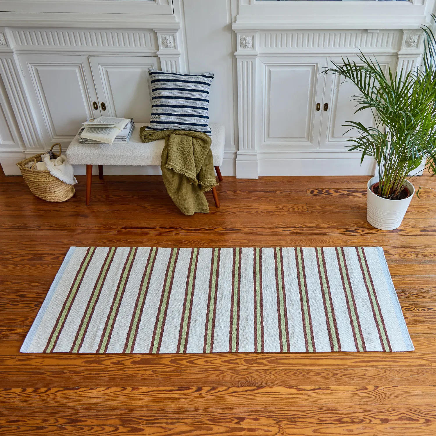 Tapis tissé plat en coton - 75 x 180 cm - Vert pistache - Design by Floriane Jacques - 1