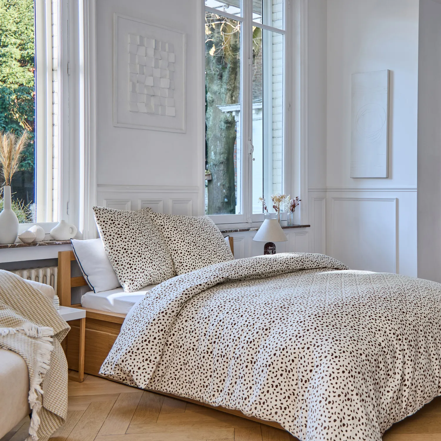 Parure de lit en double gaze de coton - 260 x 240 cm - Marron - Design by Floriane Jacques - 1