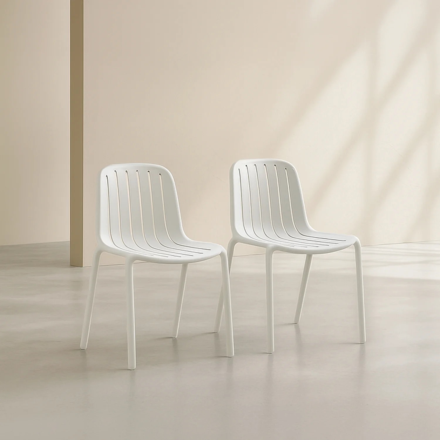 Lot de 2 chaises de jardin en polypropylène - Blanc opalin - 2