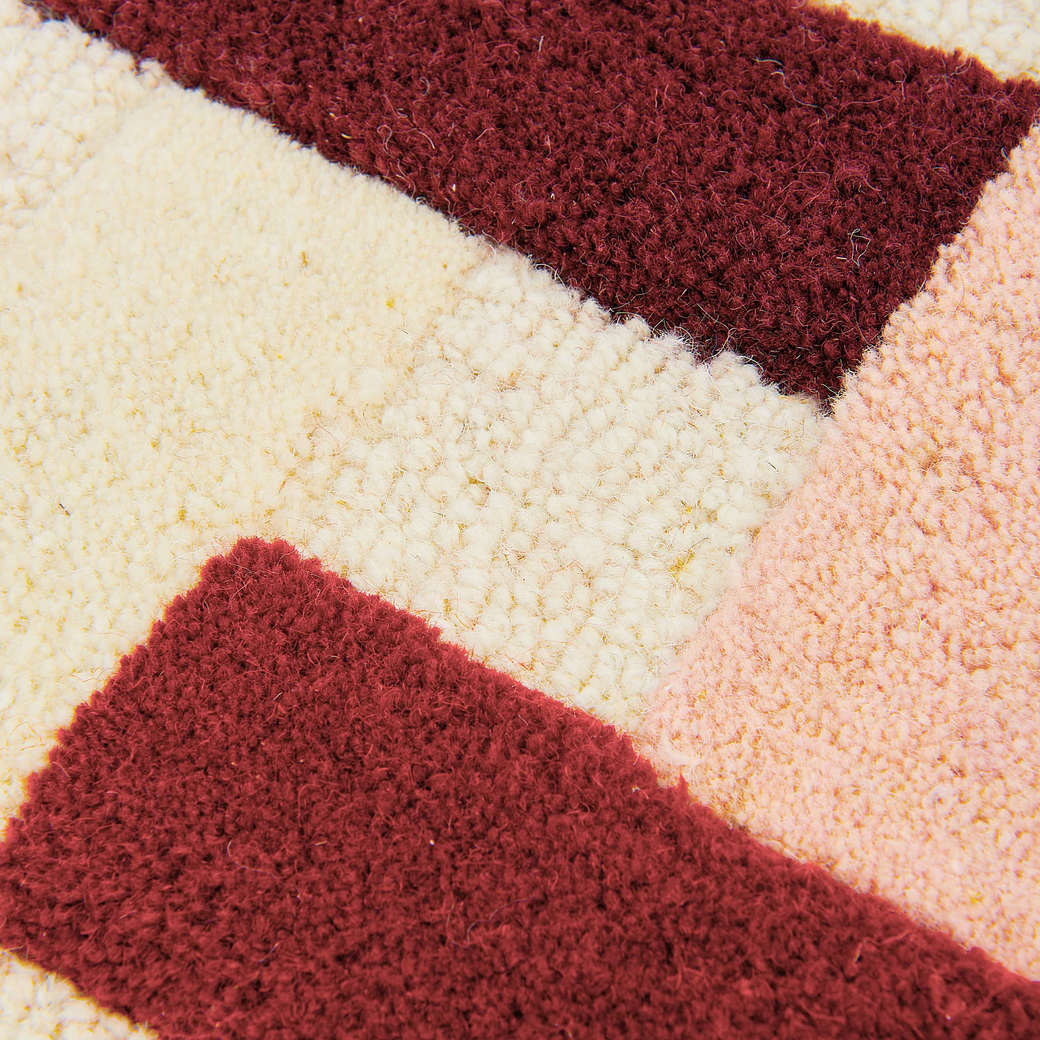 Tappeto taftato in lana - 170 x 240 cm - Bordeaux - Design by Floriane Jacques - 5