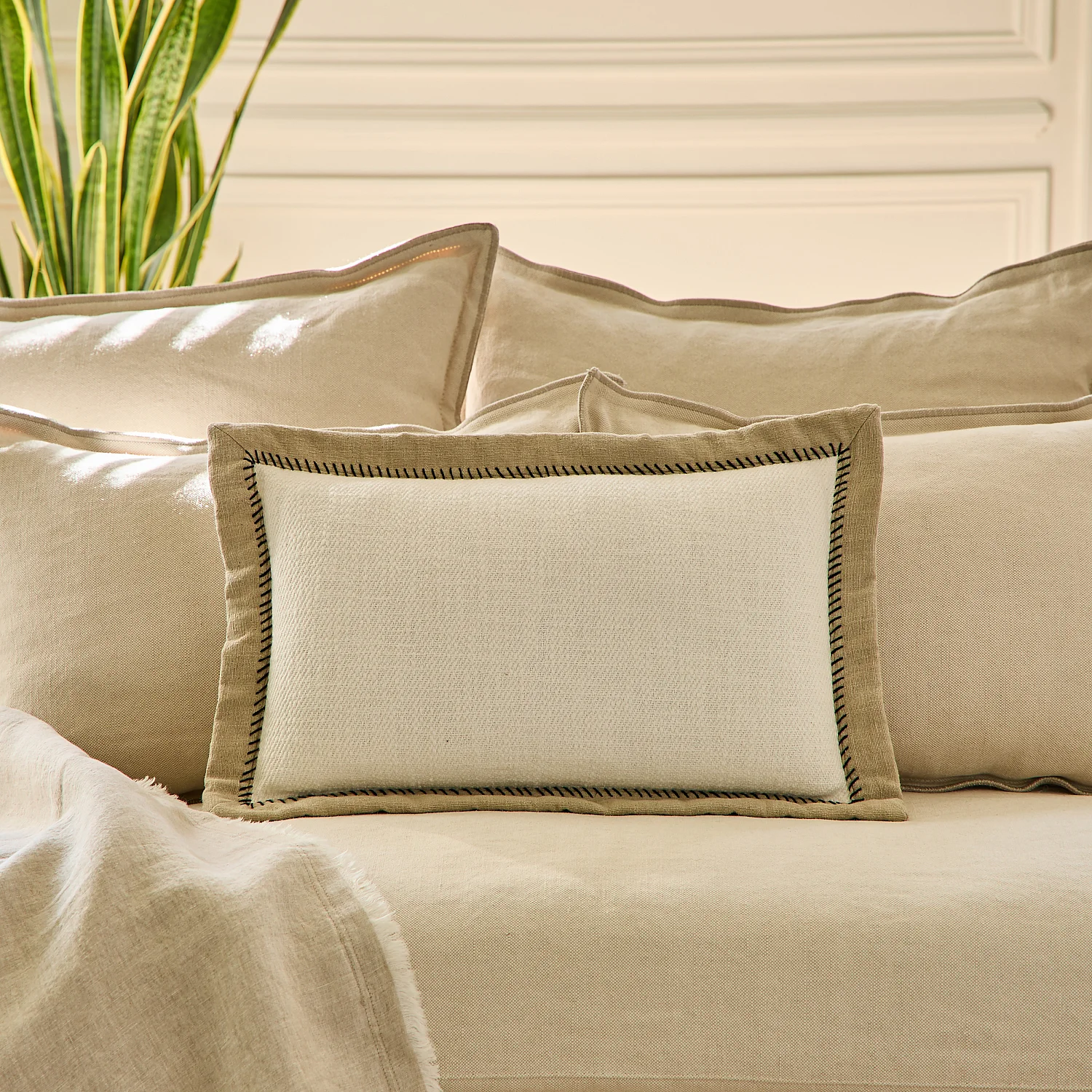 Coussin en coton - 30 x 50 cm - Ecru et sable - 1
