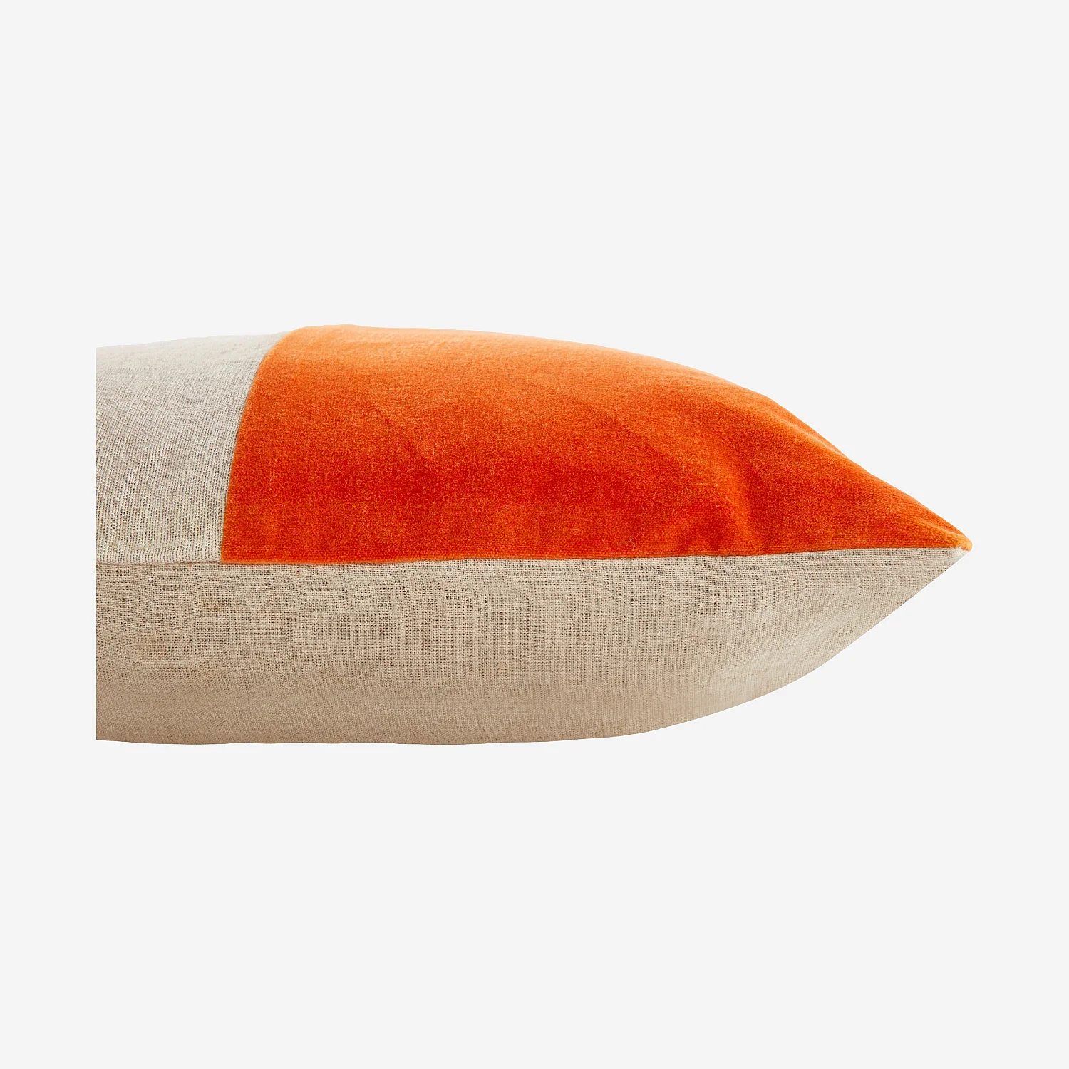 Coussin en lin et coton - 45 x 45 cm - Orange et rose pâle - Design by Floriane Jacques - 4