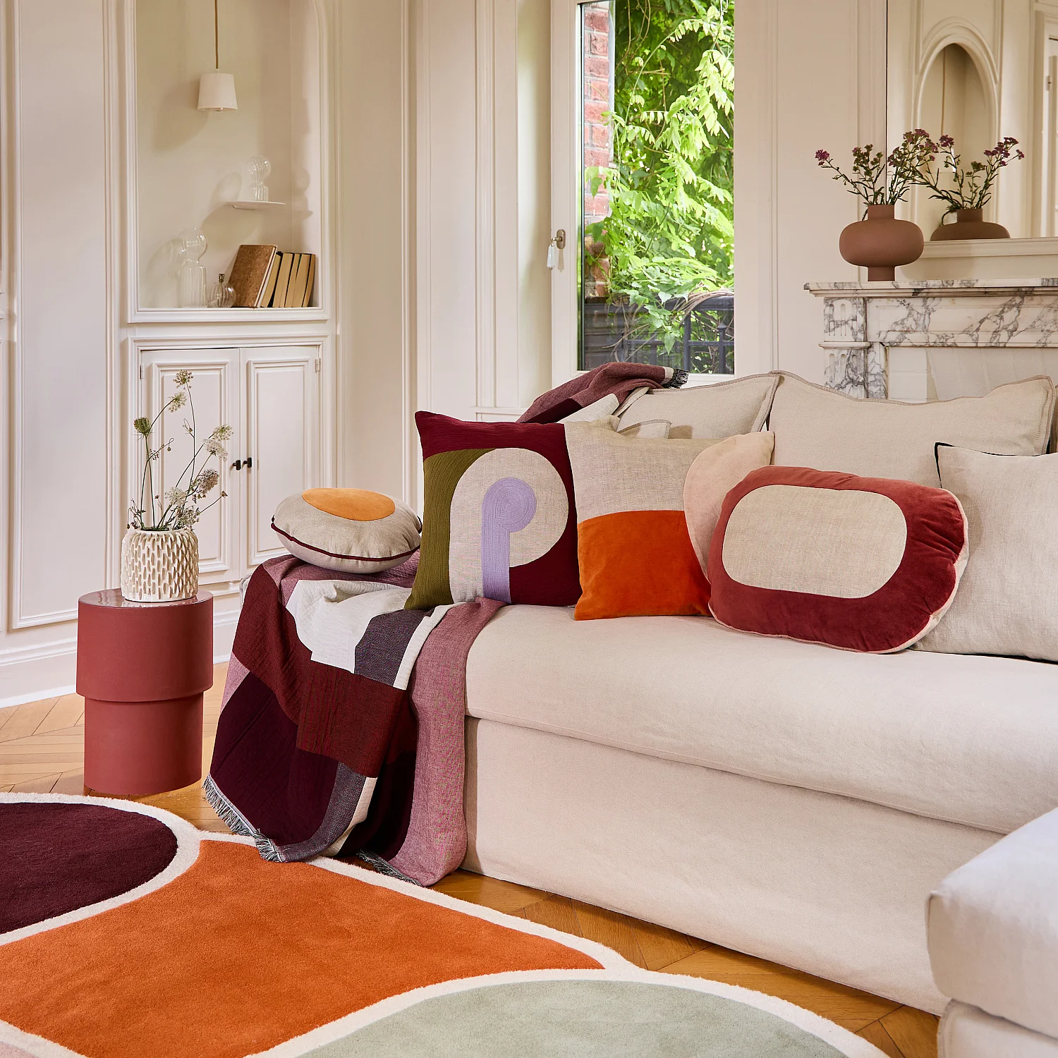 Coussin en lin - 45 x 45 cm - Bronze, bordeaux et lilas - Design by Floriane Jacques - 3