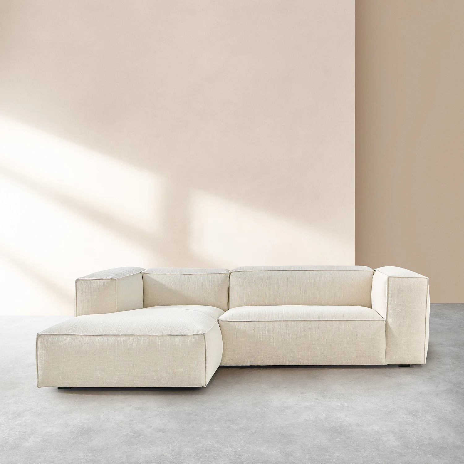 Divano angolare sinistro in tessuto bouclé corto Mira - Avorio - 2