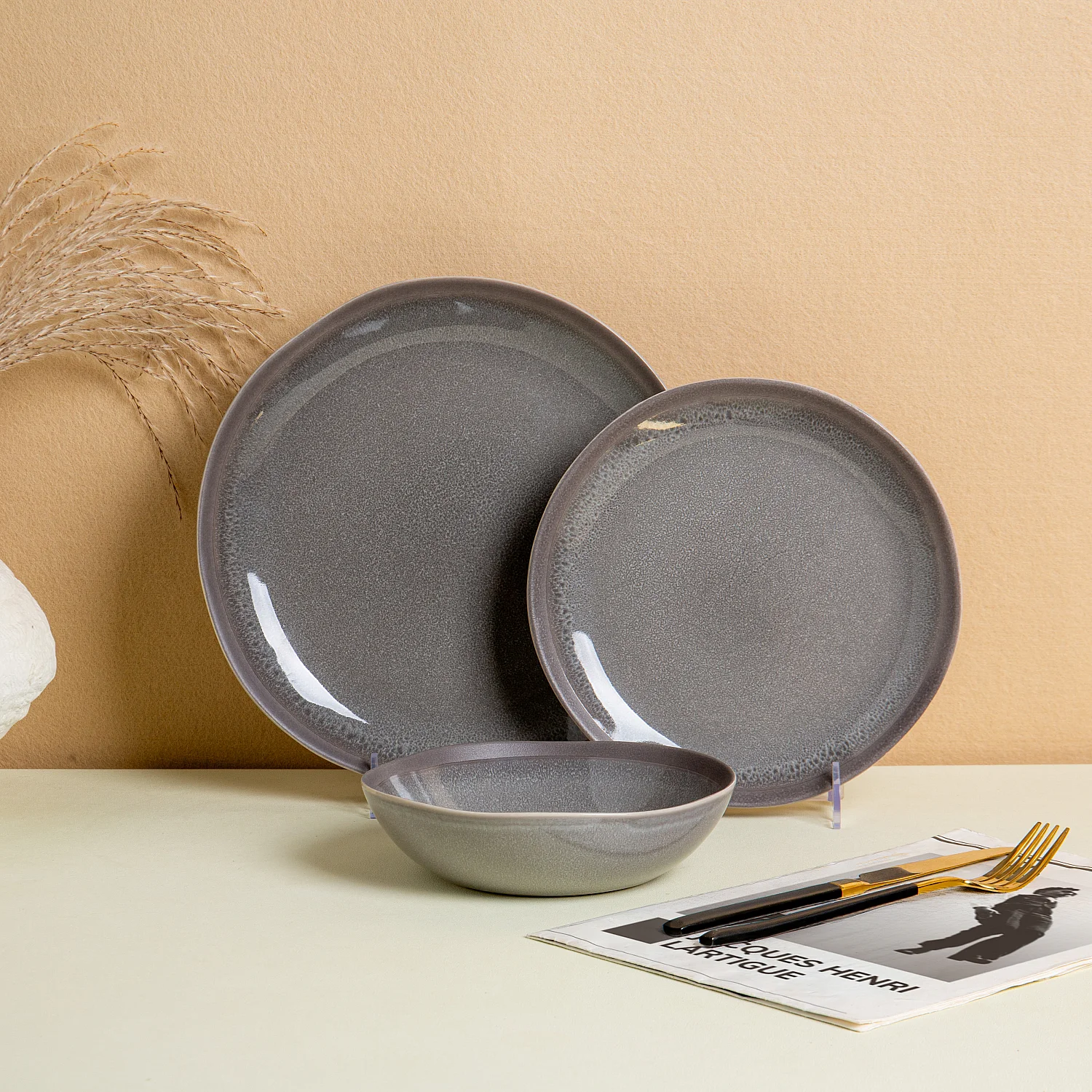 Service de table 18 pièces en grès à émail réactif - Gris - 1