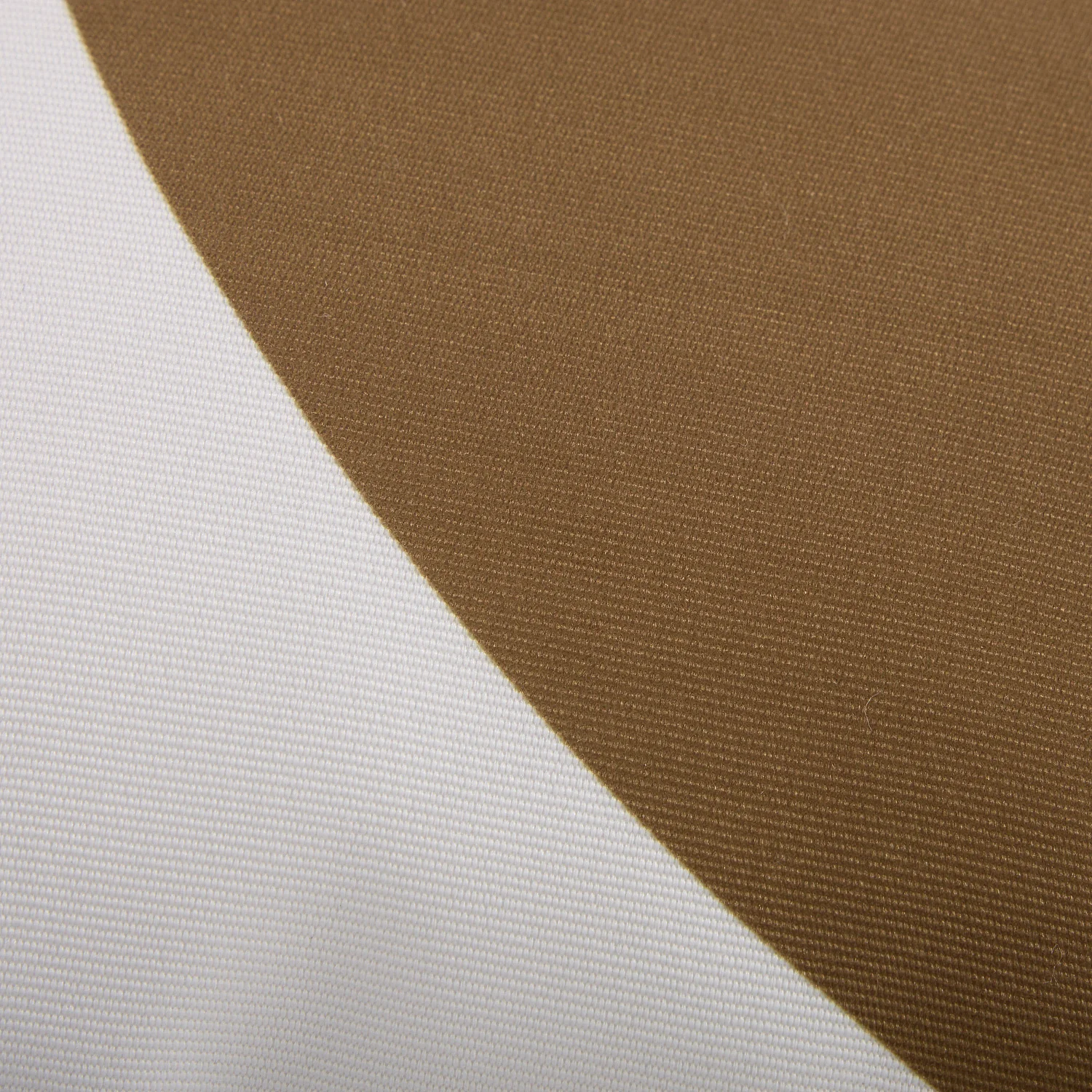 Coussin d'extérieur déperlant et anti-UV - 50 x 50 cm - Bronze et Bleu profond - Design by Floriane Jacques - 5