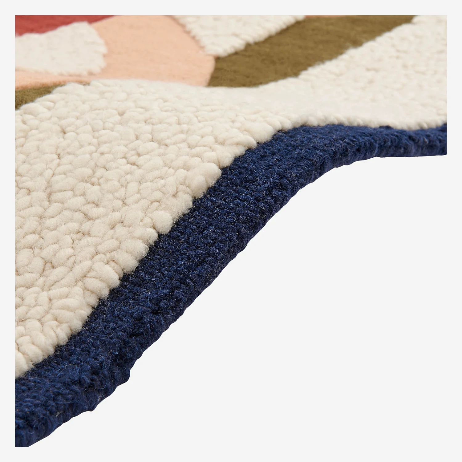 Tapis tufté en laine et bouclette - 160 x 230 cm  - Ecru et Corail clair - Design by Floriane Jacques - 9