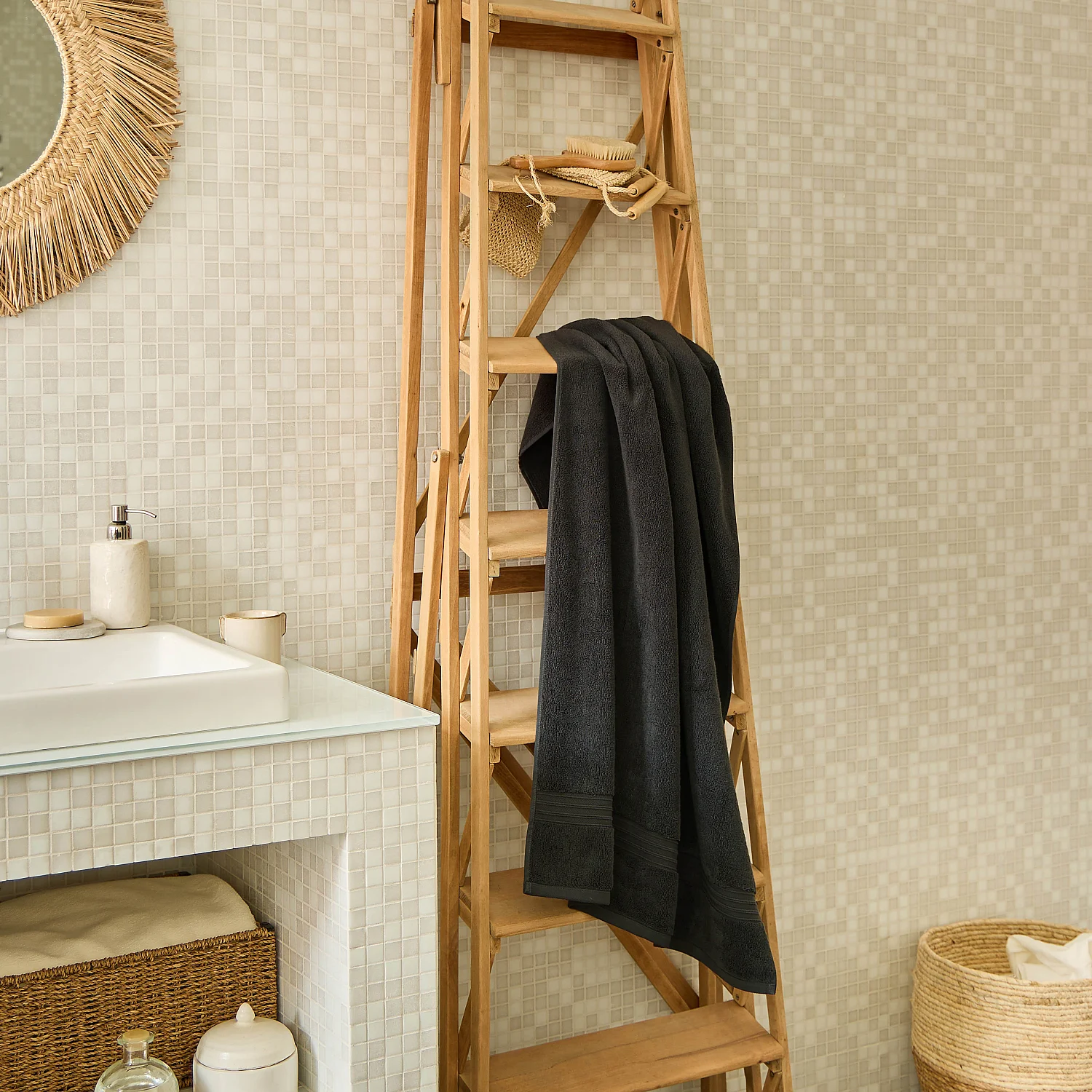 Serviette de bain en coton naturel - 650 g/m² - 50 x 100 cm - Noir - 1