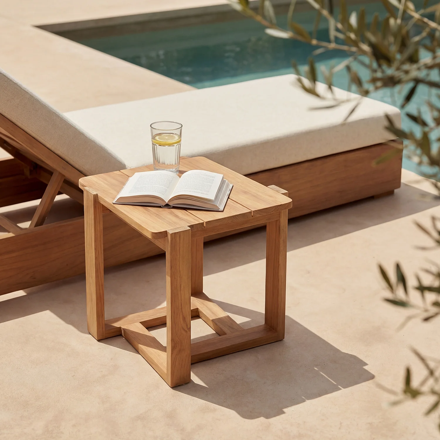 Ensemble table d'appoint et bain de soleil en teck massif et tissu imperméable - Naturel et blanc cassé - 3