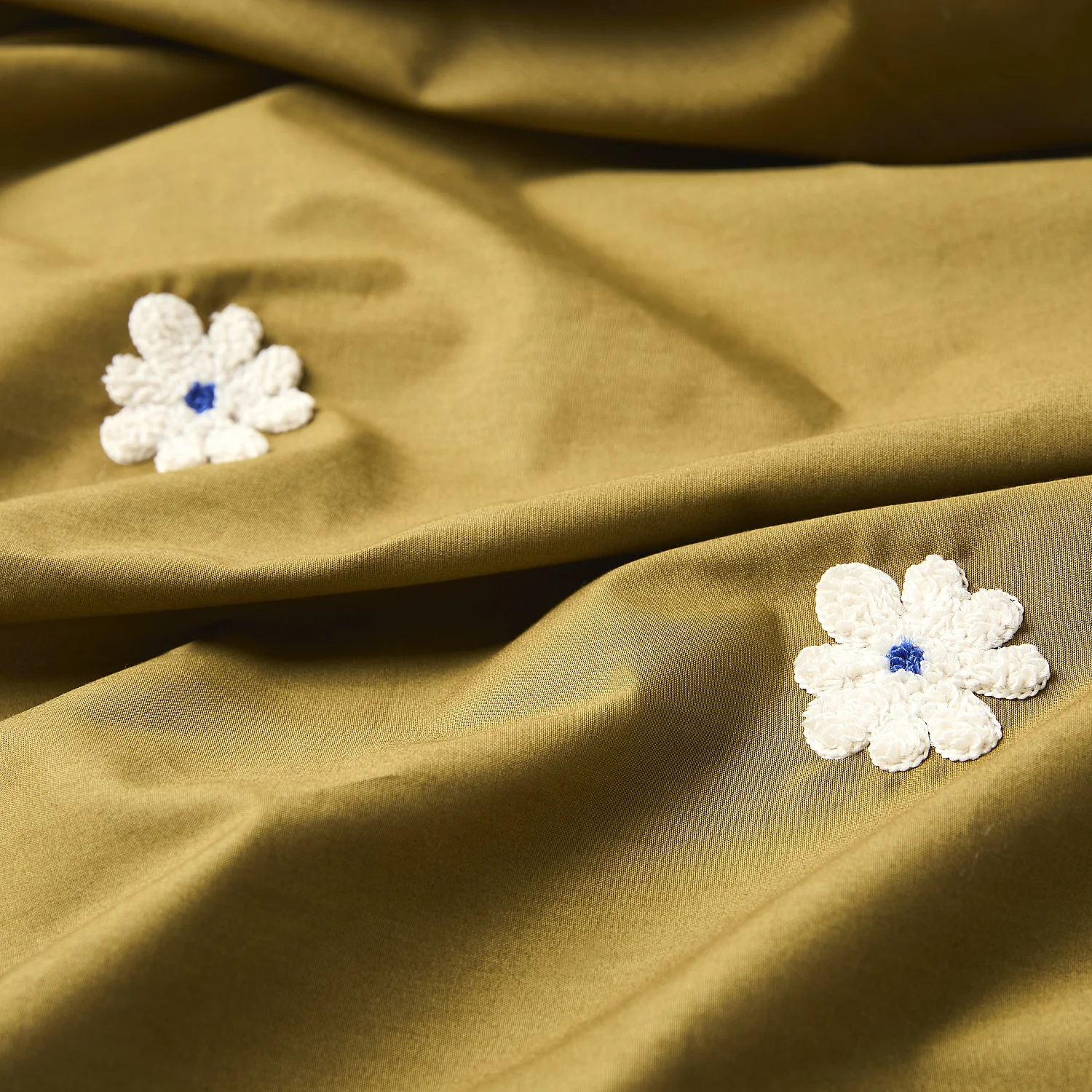 Parure de lit en percale de coton bio - 240 x 220 cm + 2 x 65 x 65 cm - Bronze - Design by Floriane Jacques - 4