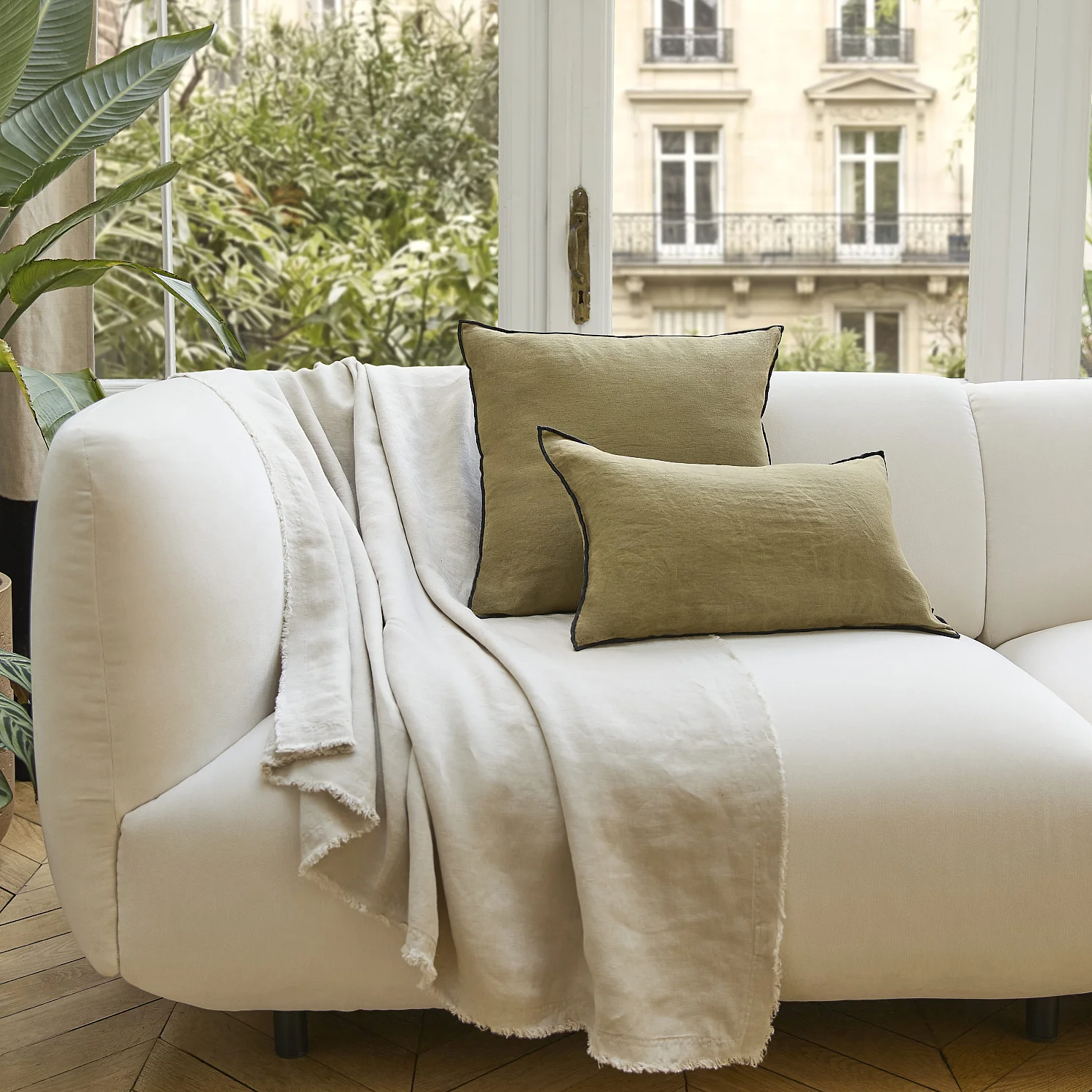 Coussin en lin à bourdon noir - 30 x 50 cm - Bronze - 3