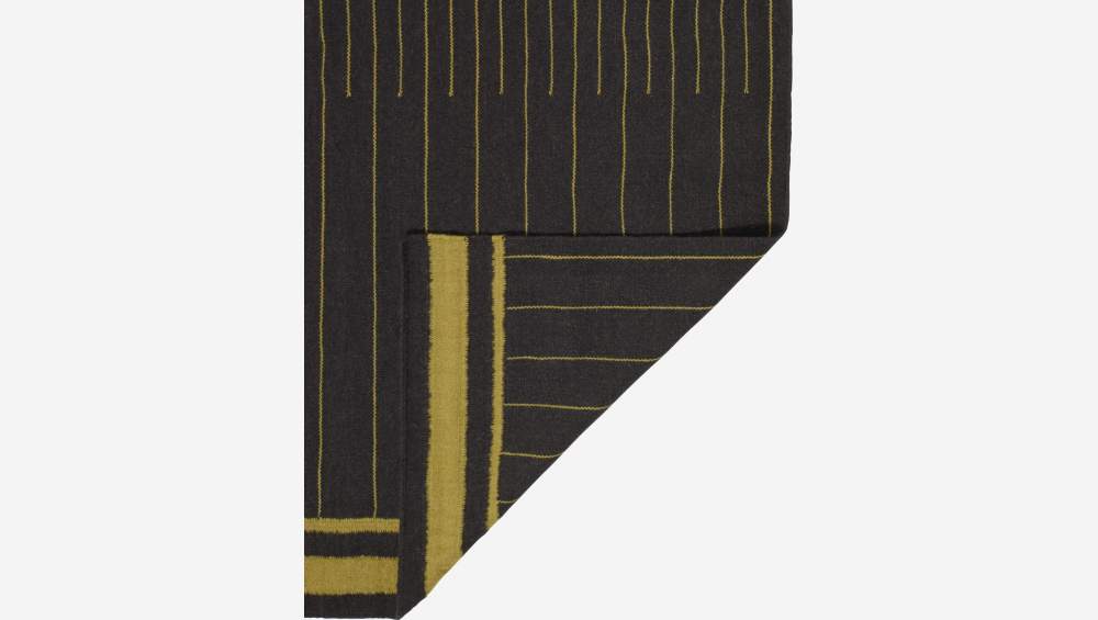 Tapis en laine tissé main - 170 x 240 cm - Noir - Design by Floriane Jacques