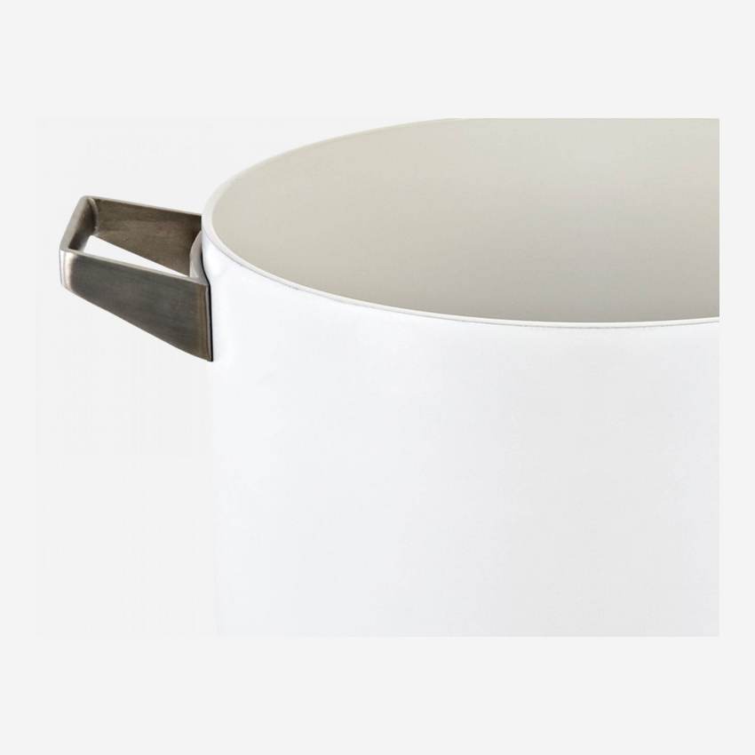 Olla con tapadera 22cm de aluminio exterior blanco y revestimiento interior de cerámica