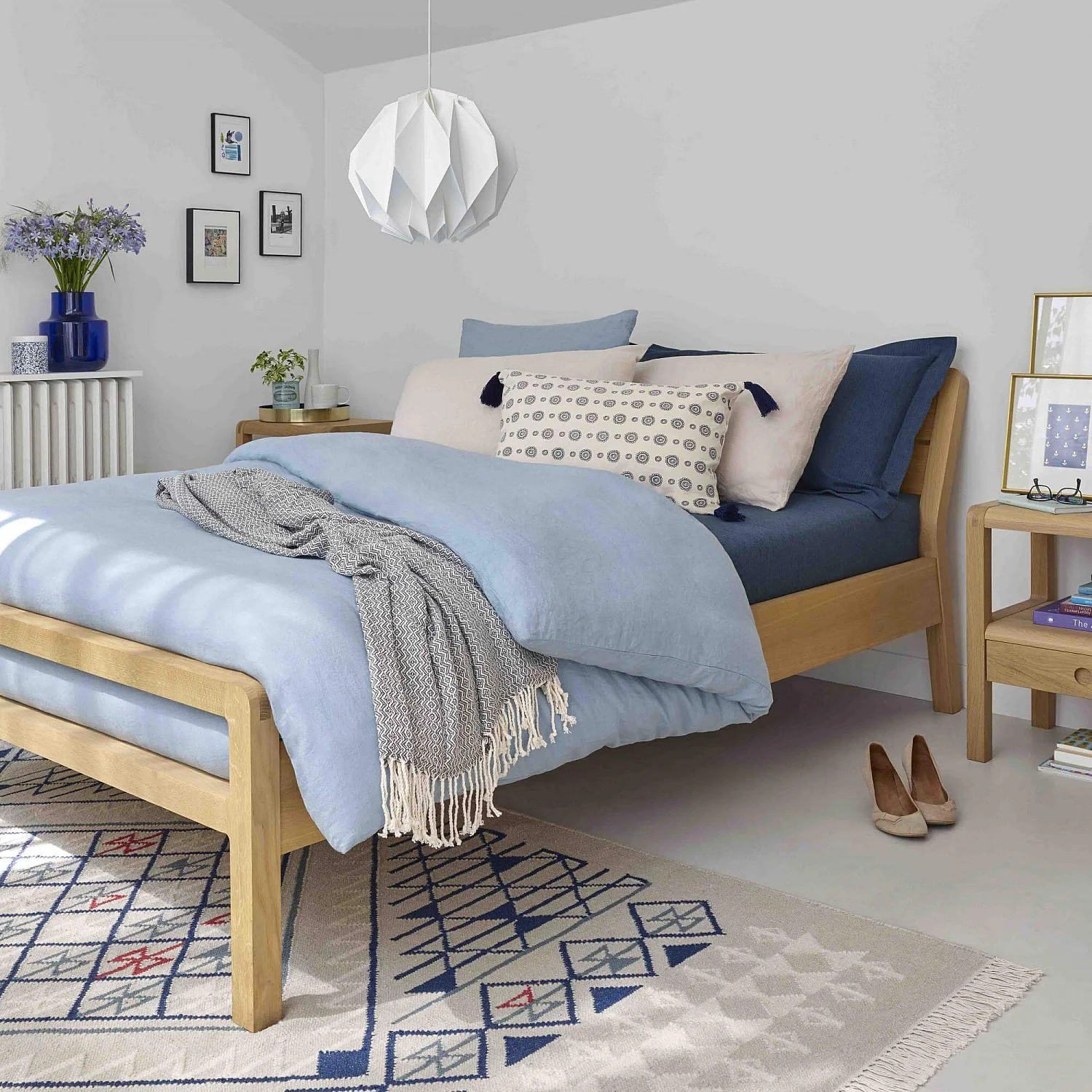 Bett aus Eiche - 180 x 200 cm - Naturfarben - 1