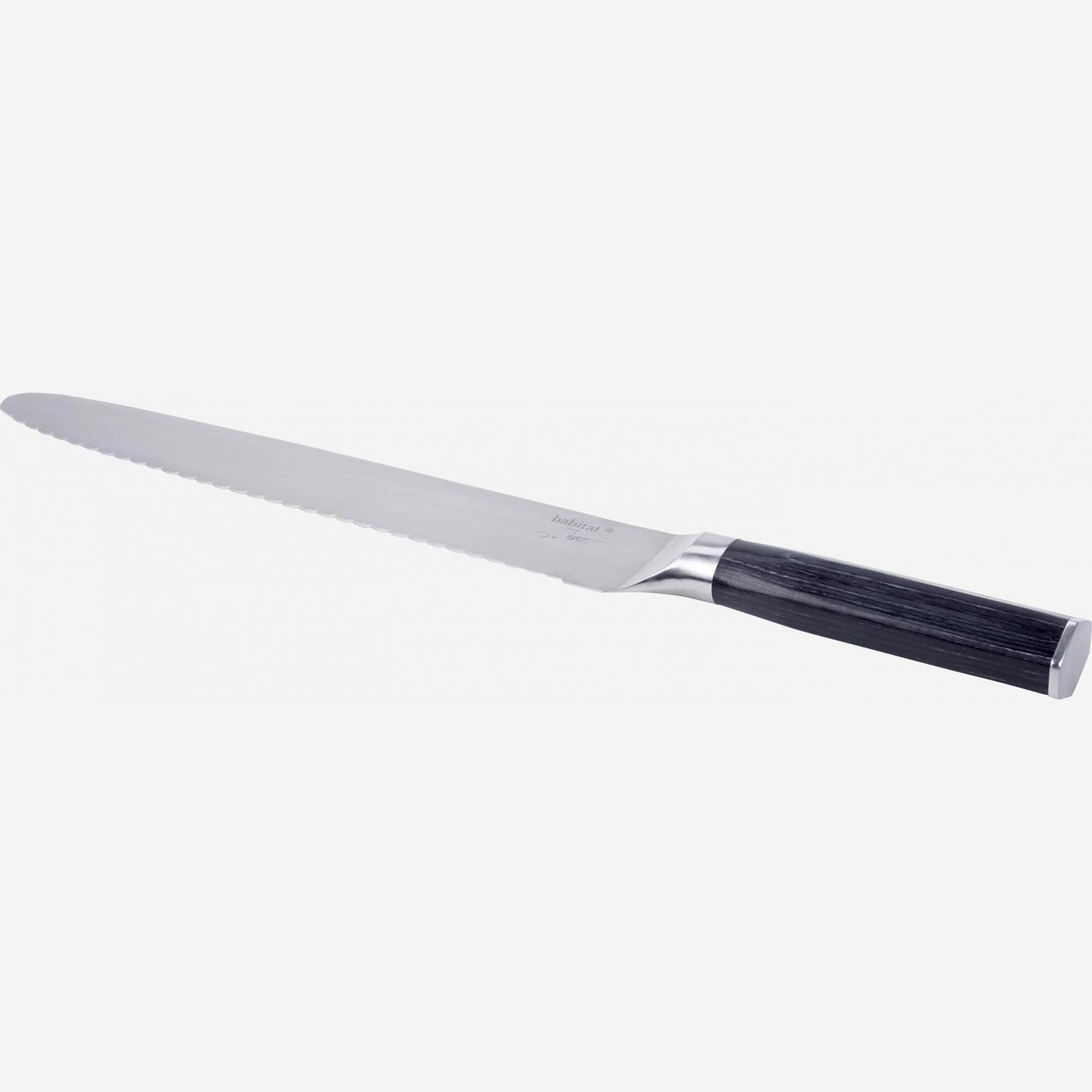 Bread and pastry knife  