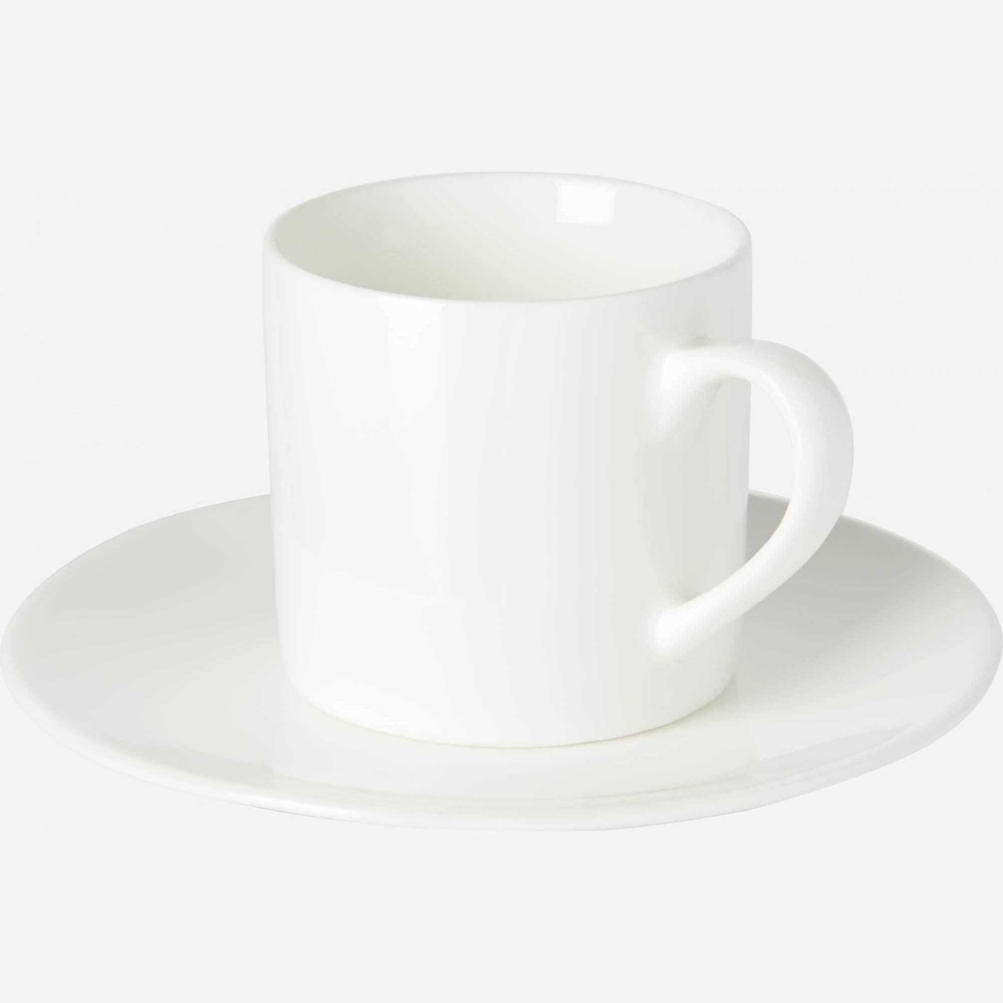 Tasse à café et soucoupe en porcelaine blanche