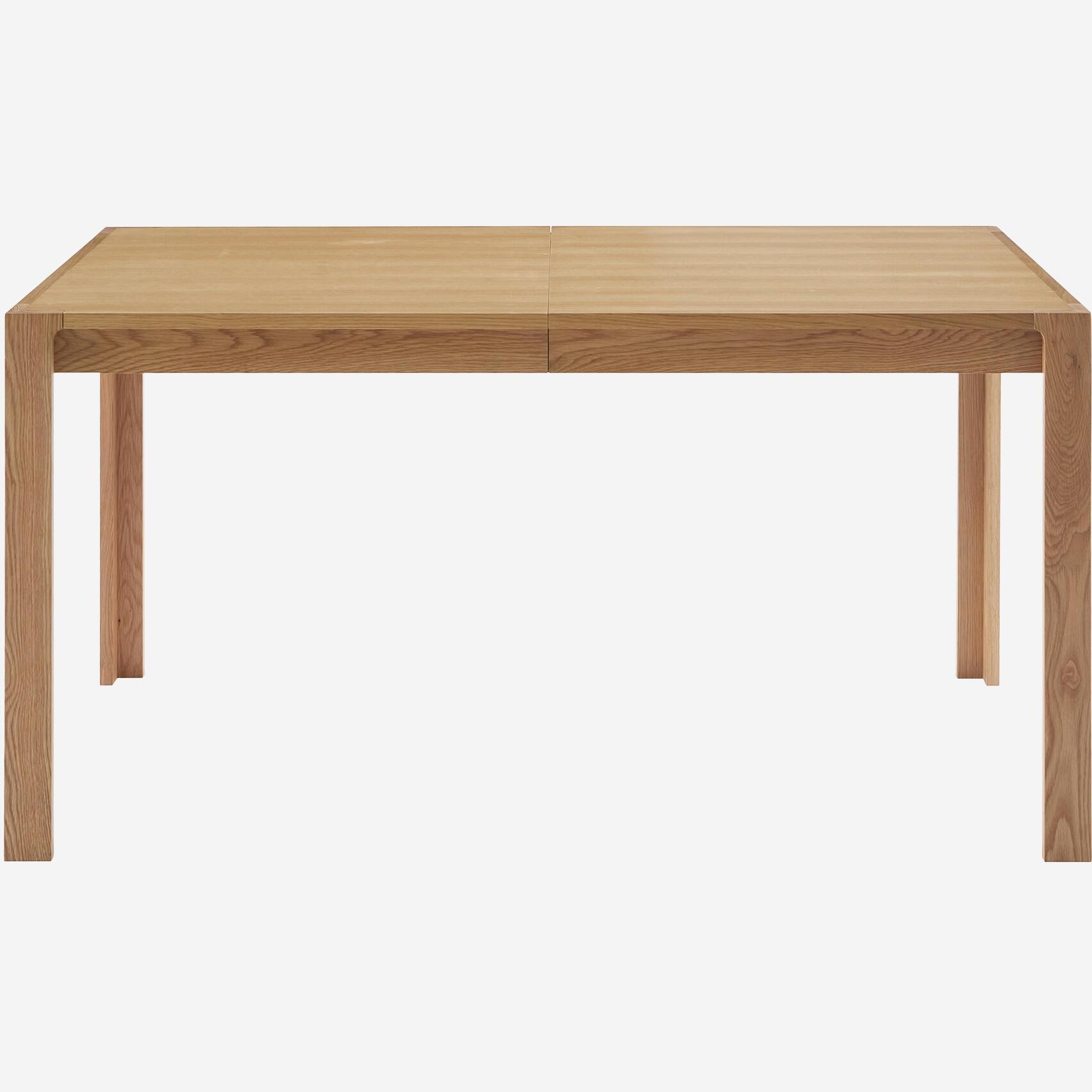 Oak extendible table