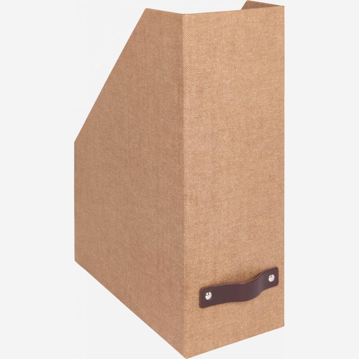 Folder made of cardboard, brown