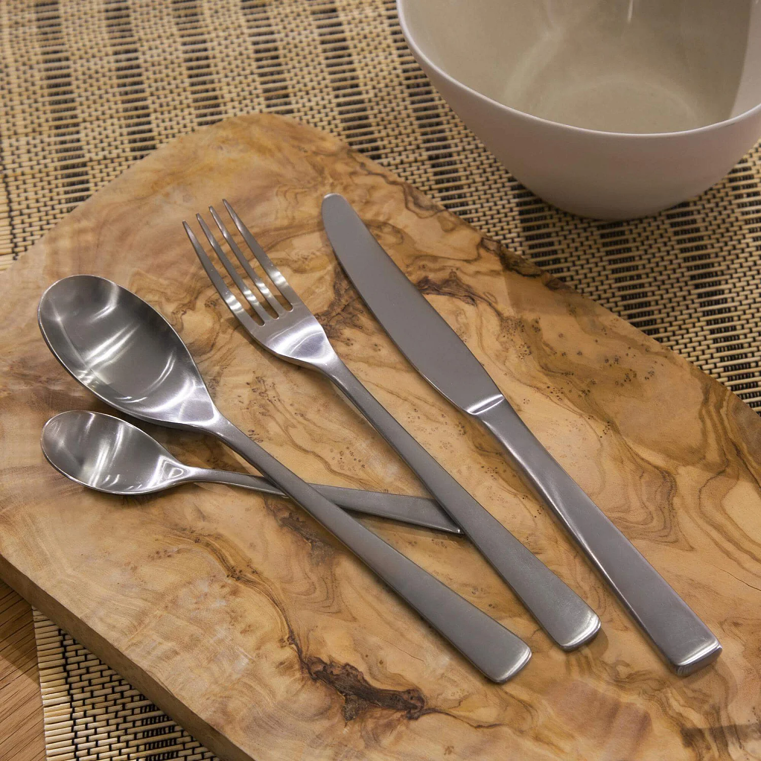 Set de 24 couverts en métal - 1