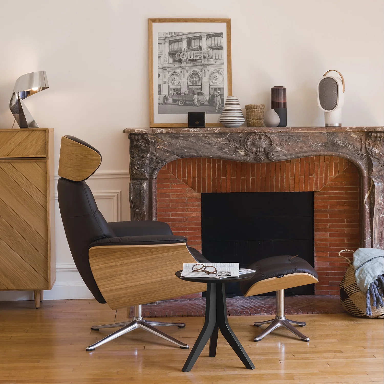 Fauteuil en cuir Savoy, bois plaqué noyer et aluminium poli - Noir obsidienne - 6
