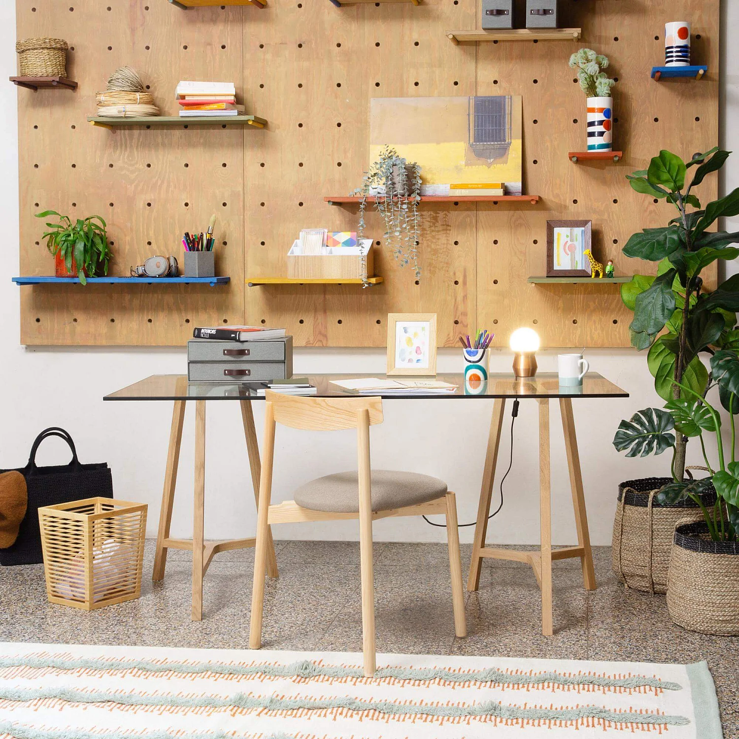 Tischböcke aus massiver, lackierter Eiche - 1