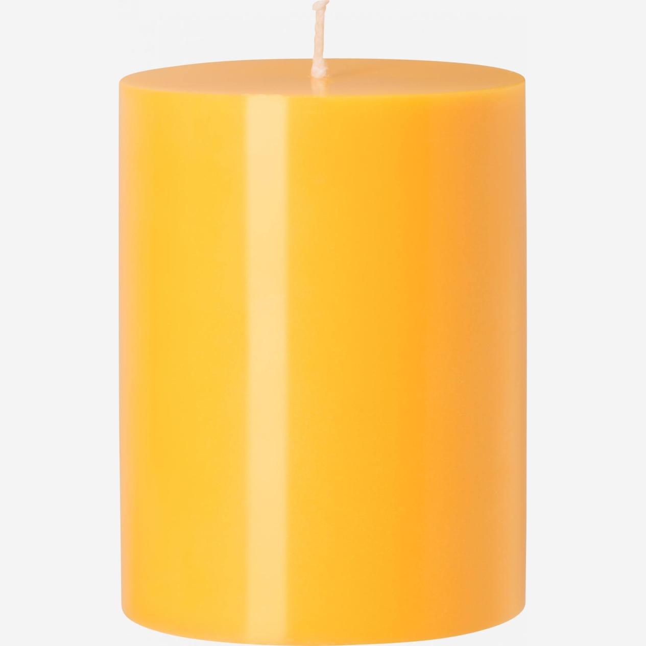 Cylindrical candle - 7.5 x 10 cm - Yellow